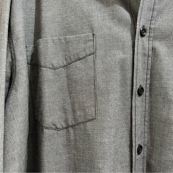 Men’s long sleeve button down shirt - Picture 3 of 6